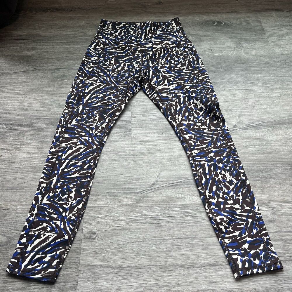 Move Theology Graphic Print Women’s‎ Leggings Scoop Pockets MC2114MI NOWT small - Picture 5 of 7